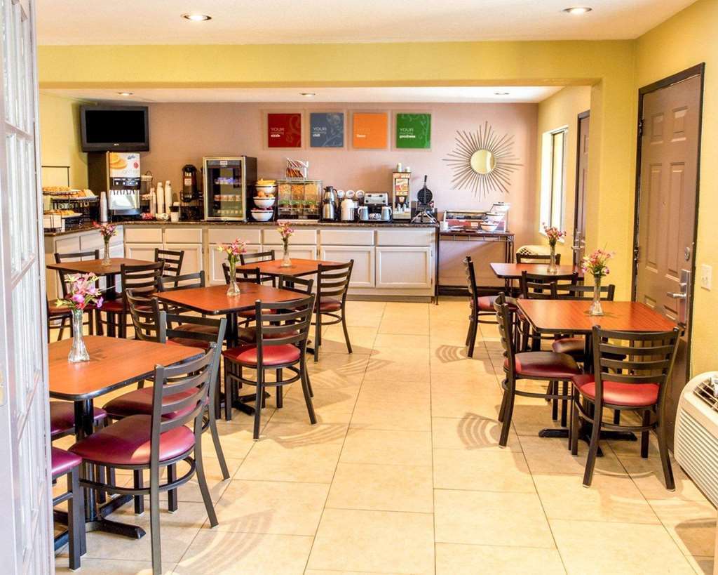 Comfort Inn & Suites Rancho Cordova-Sacramento מסעדה תמונה